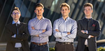 Nova generacija mladih ambasadorjev standardizacije 